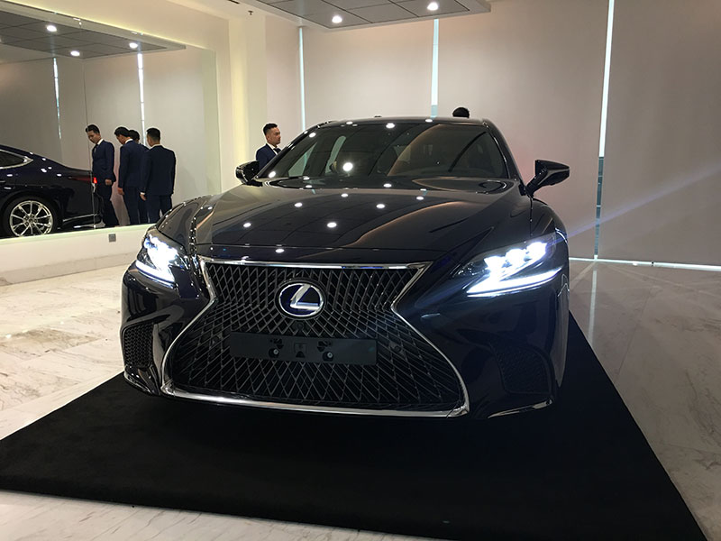 Lexus LS500h 2018
